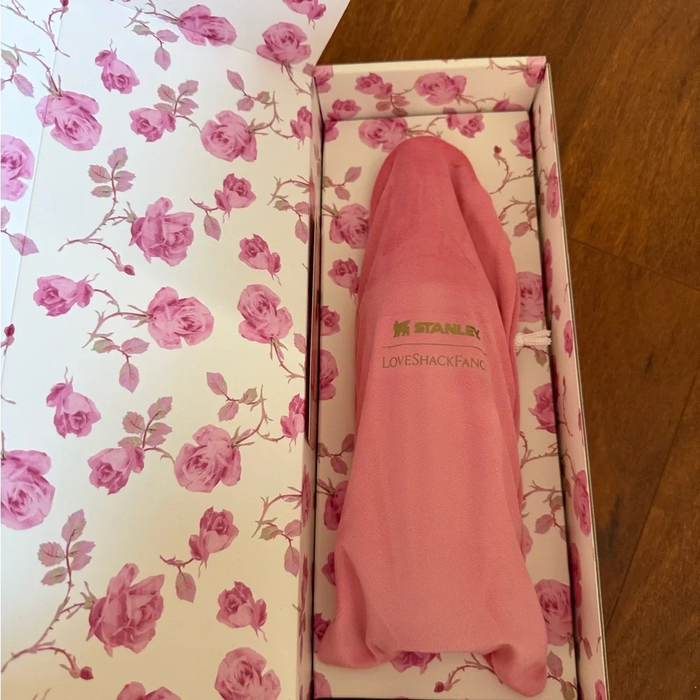 NWT Stanley X LoveShackFancy All Day Slim Bottle Water Bottle | 20 Oz, - Picture 5 of 9